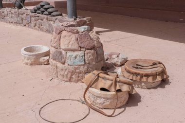 Güney İsrail 'de Eilat yakınlarındaki Timna Parkı' nda bakır maddeler