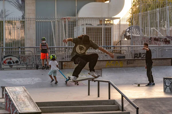 Skateboarder Israeliano Allo Skatepark Eilat Nel Sud Israele — Foto Stock