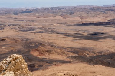 Makhtesh Ramon, Ramon Krateri Mitzpe Ramon yakınlarında, İsrail 'in güneyindeki Negev Çölü' nde..