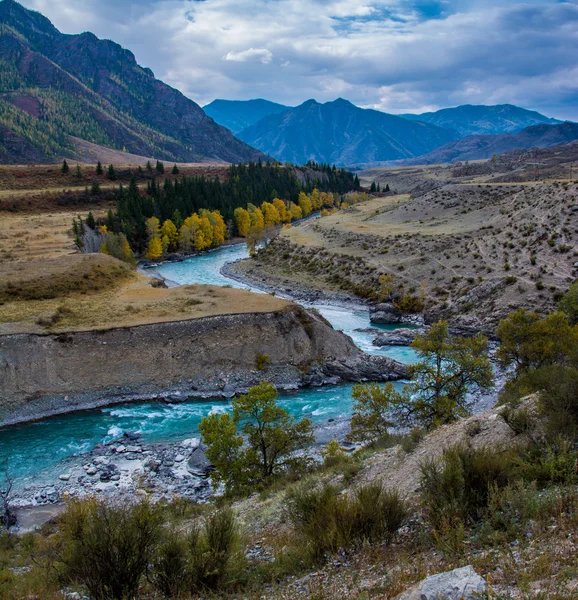 Piegatura del fiume — Foto Stock