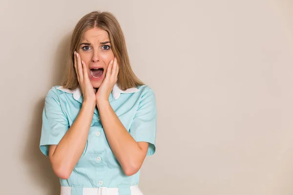 Porträt Einer Krankenschwester Gerät Panik — Stockfoto