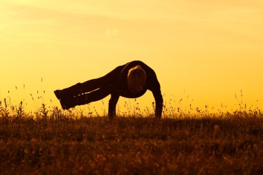 Pratik yoga, Yoga-Astavakra sana kadın