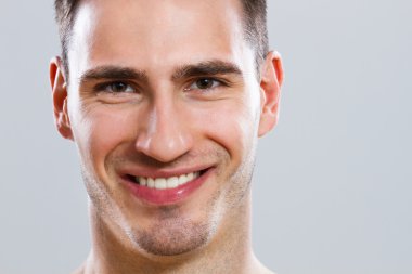 yakışıklı bir adam portresi