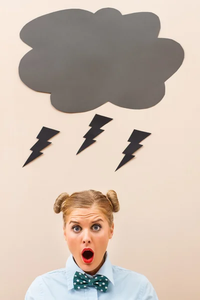 Fille penser à la tempête — Photo