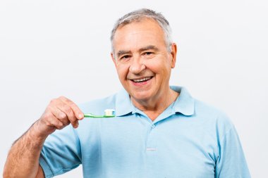 Komuta sizde holding diş fırçası