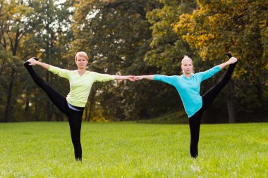 pratik Yoga Park arkadaş