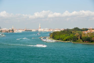 Venedik 'teki St. Mark Kanalı' nın deniz girişi panoramik.