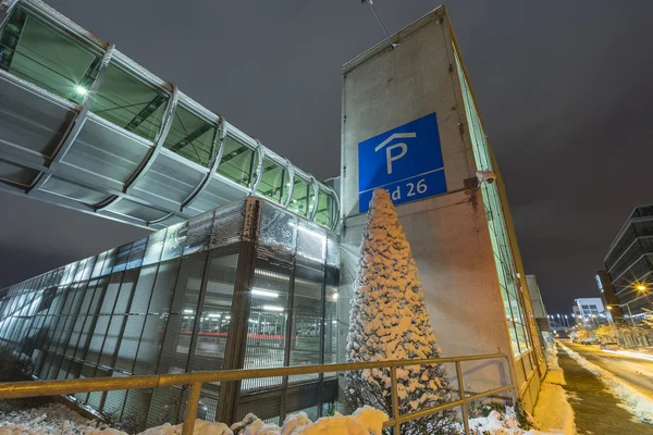 Gatuvy över Hannover på vinter kväll. — Stockfoto