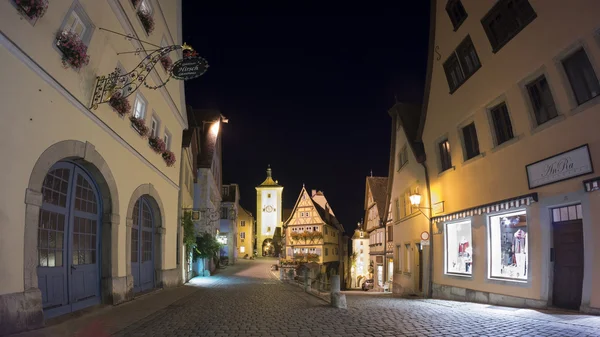 Rothenburg ob der Tauber por la noche — Foto de Stock