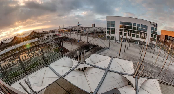 HANNOVER, GERMANIA - 22 FEBBRAIO 2014: Expo Plaza sul quartiere fieristico di Hannover, il più grande polo fieristico del mondo . — Foto Stock