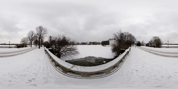 Hamburg Feenteich kışın Am. 360 panorama.