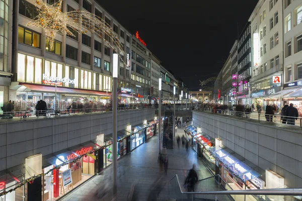 The Niki-de-Saint-Phalle-Promenade in Hannover — Stock Photo, Image