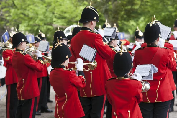 HANNOVER, GERMANY - MAY  17, 2014: The Brentwood Imperial Youth Band is a traditional marching band gives a concert in Hannover — Stock Photo, Image