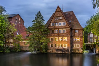 Eski tarihi watermill Luneburg içinde