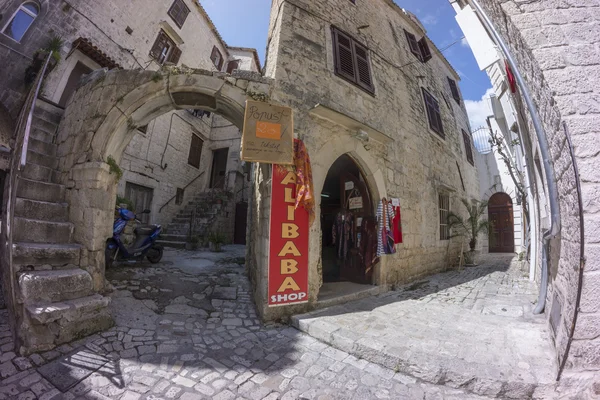 Ulica widok w Stare Miasto Trogir — Zdjęcie stockowe