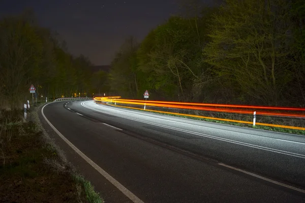 Federalnej autostrady w dolnej Saksonii w nocy — Zdjęcie stockowe