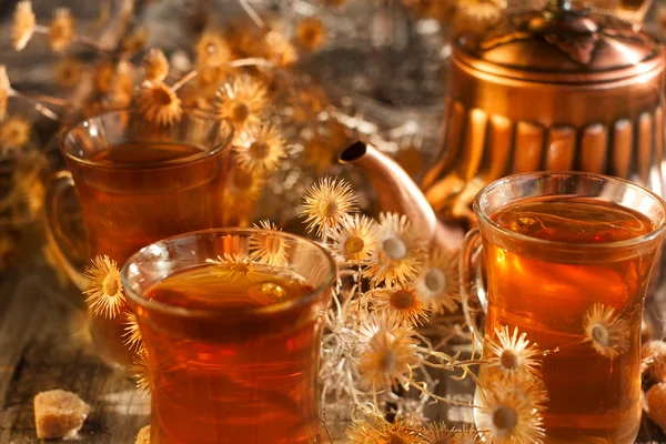 Té y flores secas — Foto de Stock