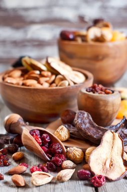 kurutulmuş meyve karışımı