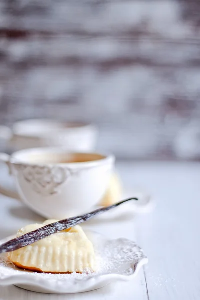 Mini-Käsekuchen aus Baumwolle Hintergrund — Stockfoto