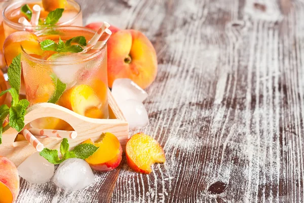 Peach lemonade background — Stock Photo, Image