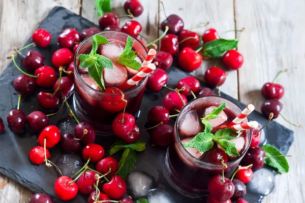 Cherry juice — Stock Photo, Image