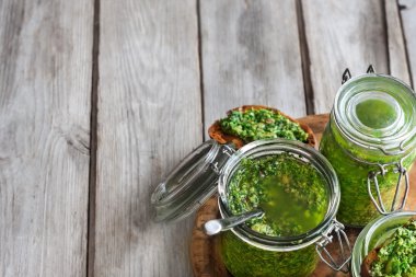 Kişniş pesto arka plan