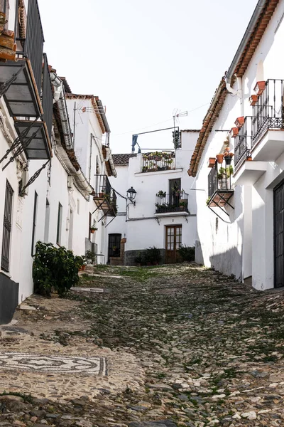 Keskeny Festői Falu Hegyek Huelva Díszített Edények Oldalán Házak Linares — Stock Fotó