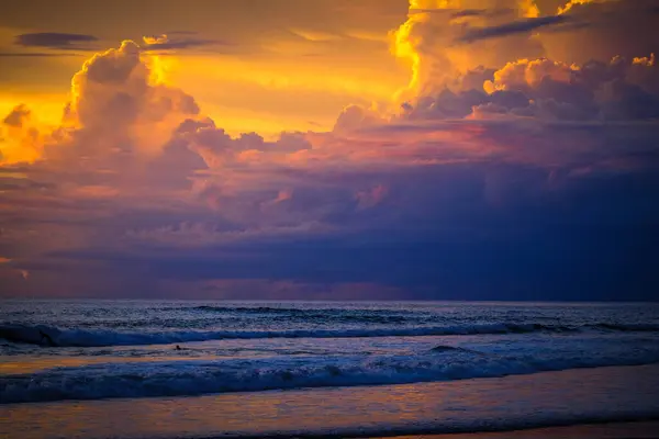 Coucher Soleil Sur Plage Ubud Bali Indonésie Photo De Stock