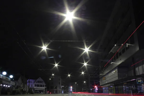 Una Calle Ciudad Por Noche —  Fotos de Stock