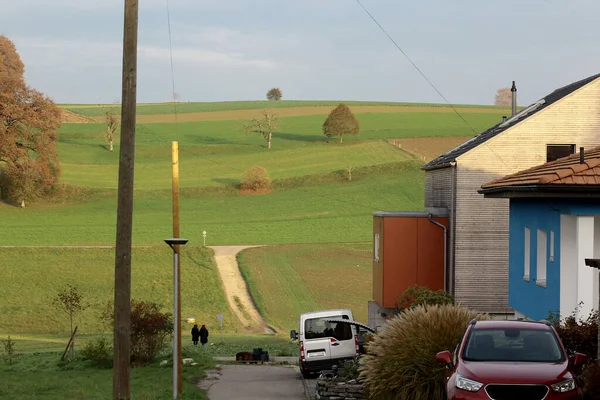 Vue Sur Une Colline Près Bâtiments Résidentiels — Photo