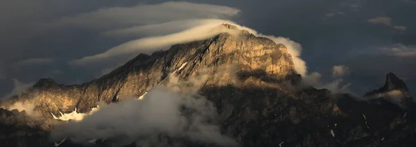 Pico Montaña Atardecer — Foto de Stock