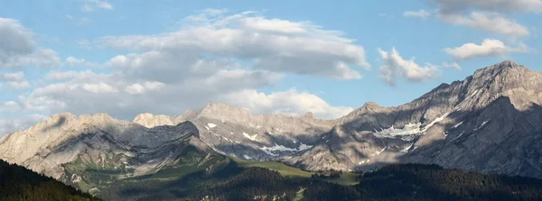 Панорамний Вид Гірський Масив — стокове фото