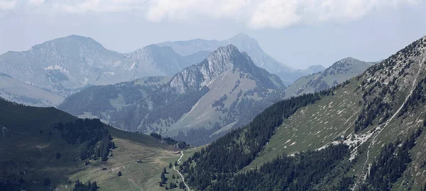 Uitzicht Een Bergketen — Stockfoto