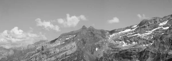 a rocky mountain scape