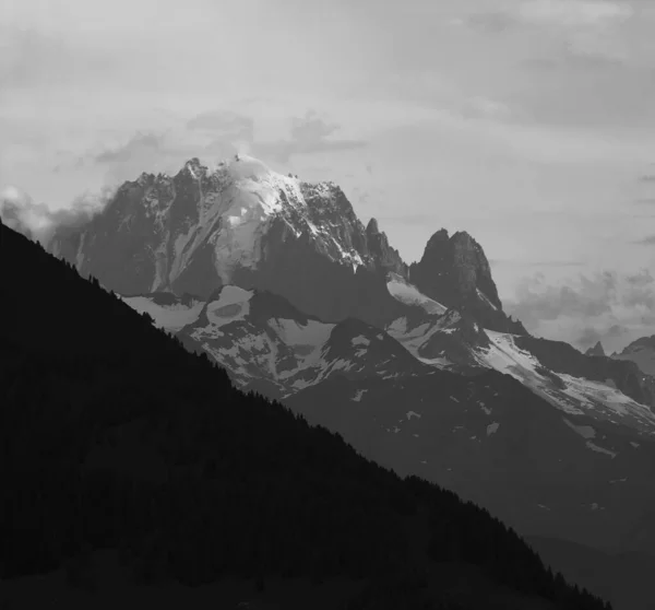 Alpská Krajina Horským Vrcholem — Stock fotografie