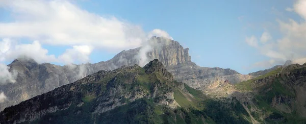 Alpine Landschaft Mit Berggipfeln Sommer — Stockfoto