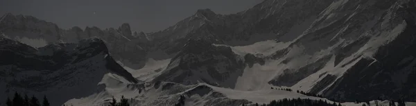 Paisaje Alpino Invierno Por Noche —  Fotos de Stock