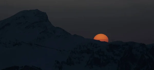Paisagem Alpina Com Pôr Sol — Fotografia de Stock