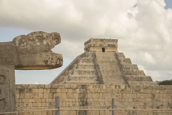 Arkeolojik bölge Chichen Itza