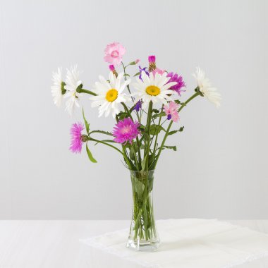 buket papatyalardan ve Peygamber