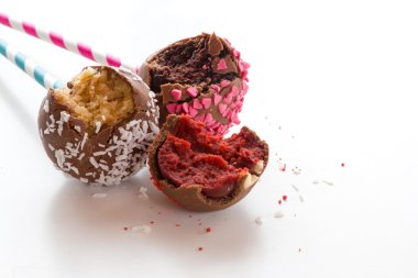 Pasta Kek çıkar sütür