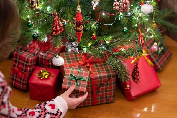Woman Putting Gift Box Christmas Tree Presents Family — Stock Photo, Image