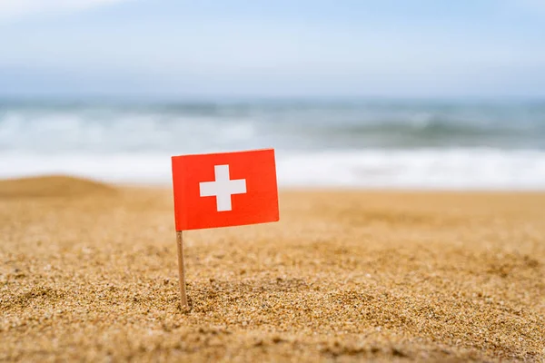 Flag Switzerland Form Toothpick Sand Beach Sea Wave Travel Concept — Stock Photo, Image