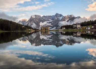 Riflesso al Lago di Misurina