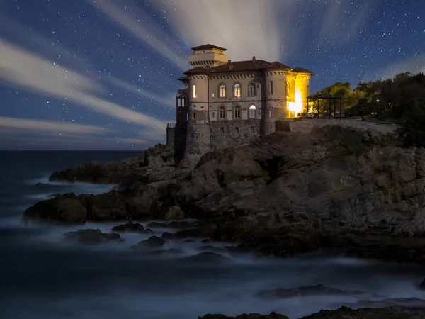 Boccale Castle at Night — Stock Photo, Image