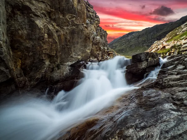 Wasserfall in val cenis — Stockfoto