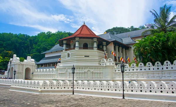 Templom, a Szent Tooth Relic, Sri Lanka — Stock Fotó