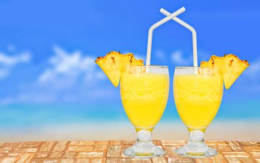 taze ananas suyu