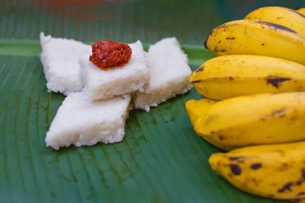 Kiribath, The milk rice is a traditional Sri Lankan food — Stock Photo, Image
