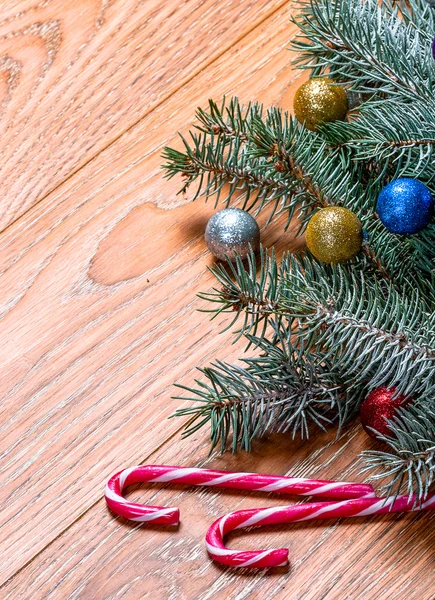 Caña de caramelo y árbol de Navidad — Foto de Stock